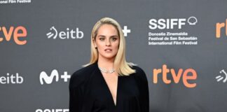 Noémie Merlant ha indossato un look Louis Vuitton per il 72° Festival internazionale del cinema di San Sebastian