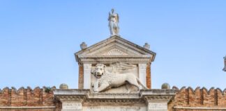 Dior supports Venetian Heritage for the restoration of the Porta Magna Gate, an architectural treasure of the Venice Arsenale